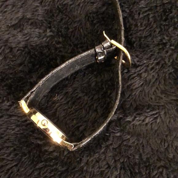 Lé Watch vintage kitty-inspired quartz watch with band - Picture 3 of 4